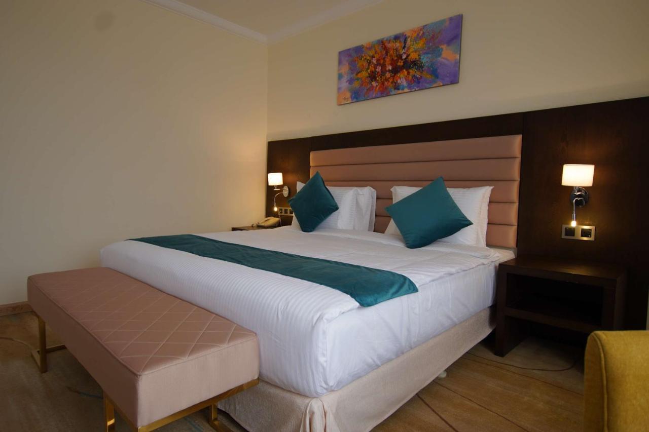 Best Western Premier Dynasty Addis Abeba Esterno foto