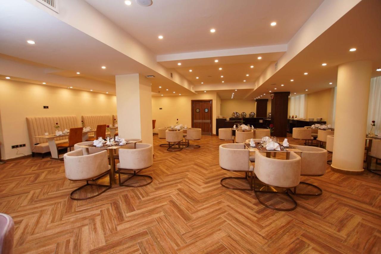 Best Western Premier Dynasty Addis Abeba Esterno foto