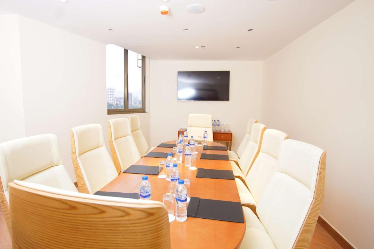 Best Western Premier Dynasty Addis Abeba Esterno foto