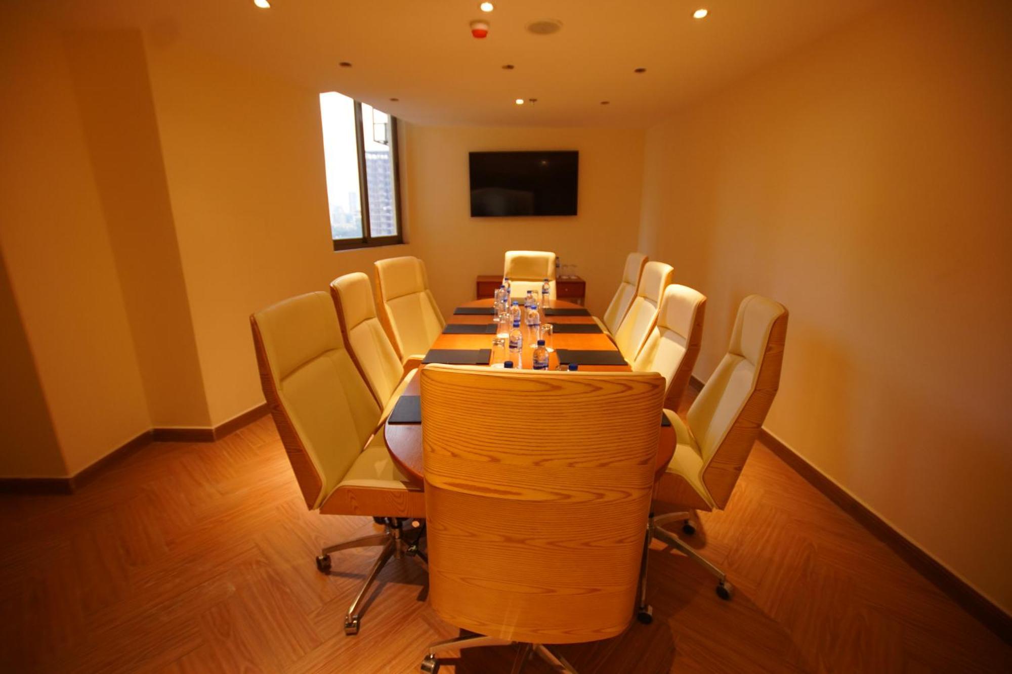 Best Western Premier Dynasty Addis Abeba Esterno foto
