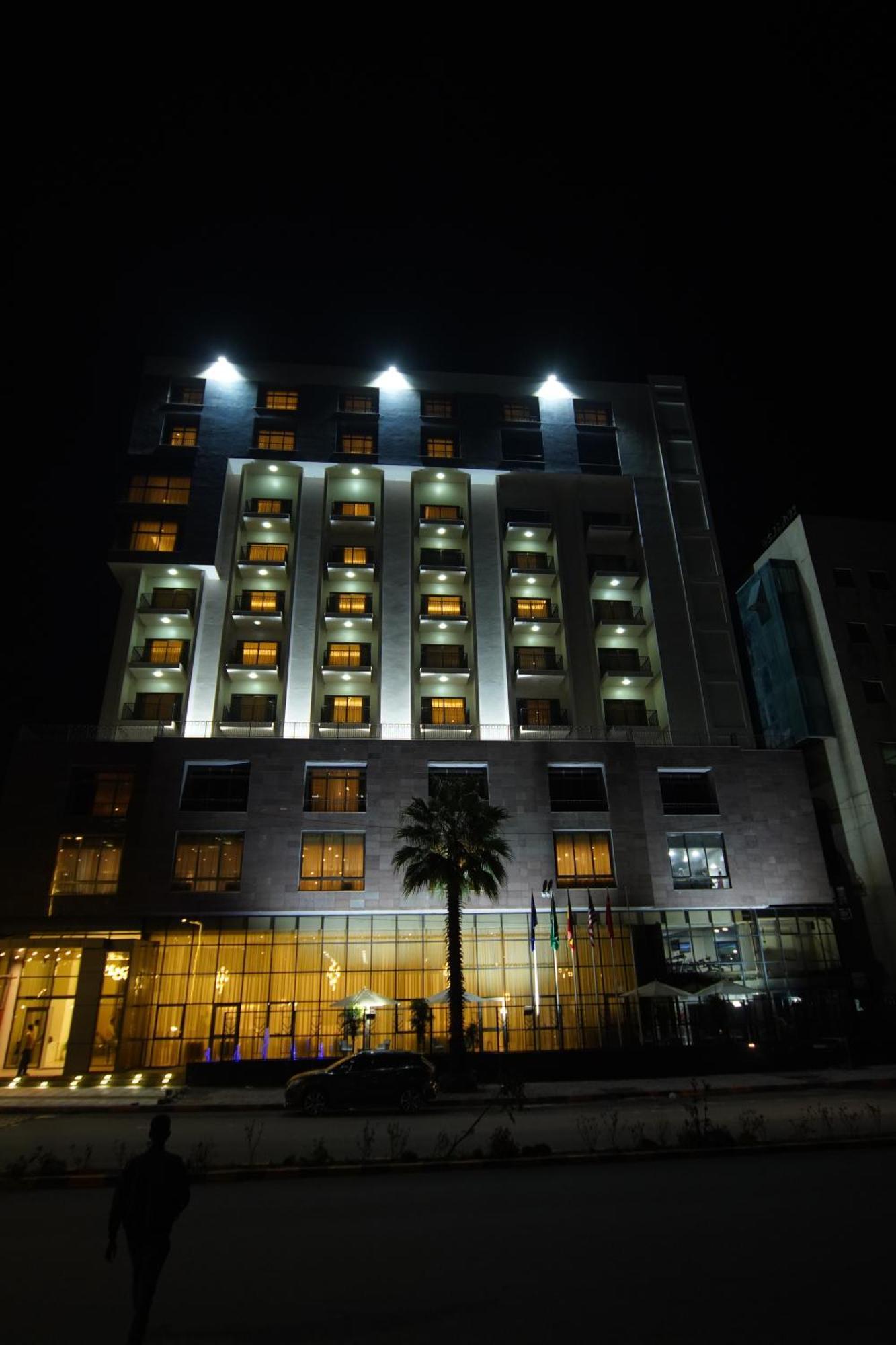 Best Western Premier Dynasty Addis Abeba Esterno foto