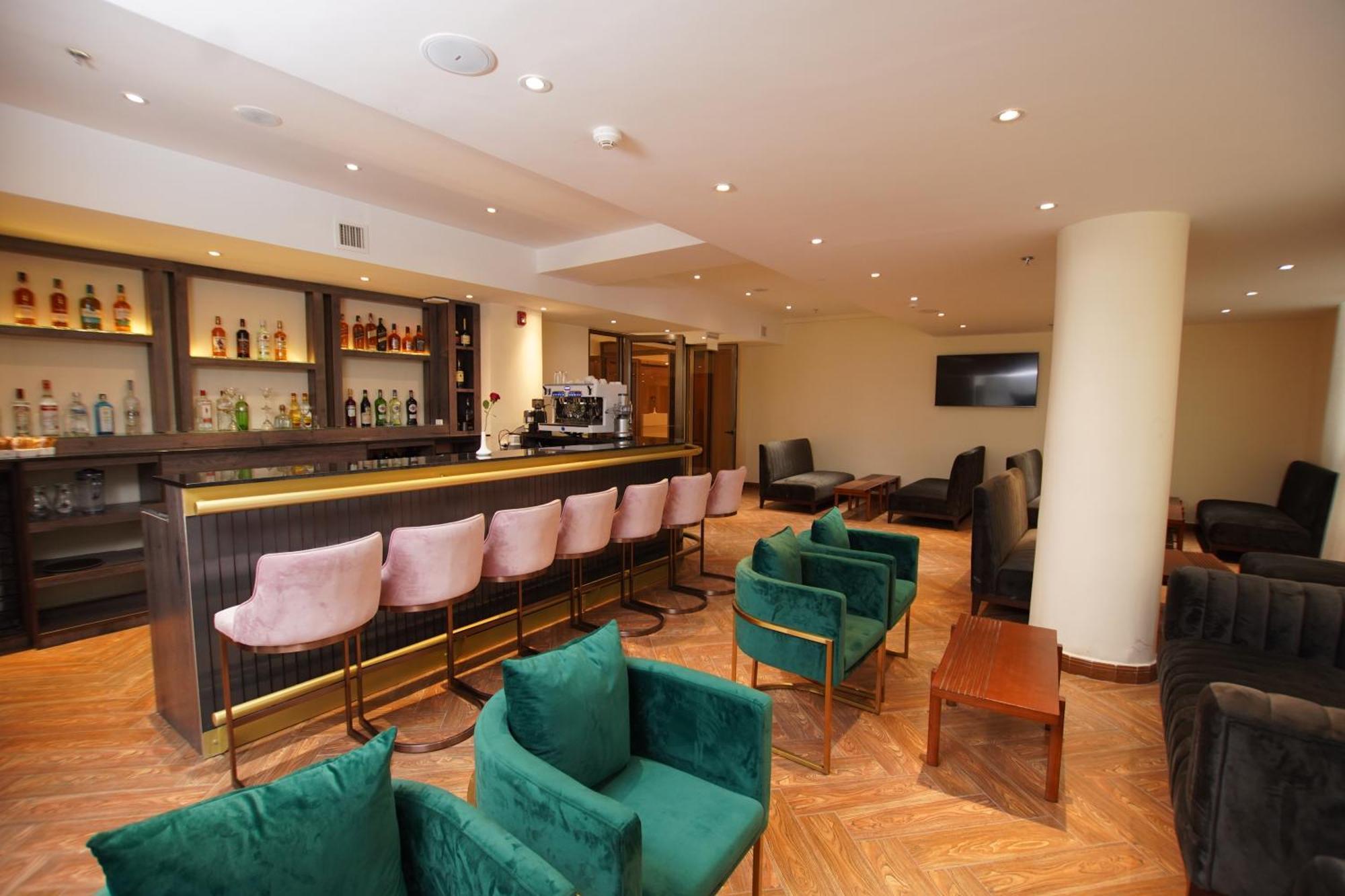 Best Western Premier Dynasty Addis Abeba Esterno foto