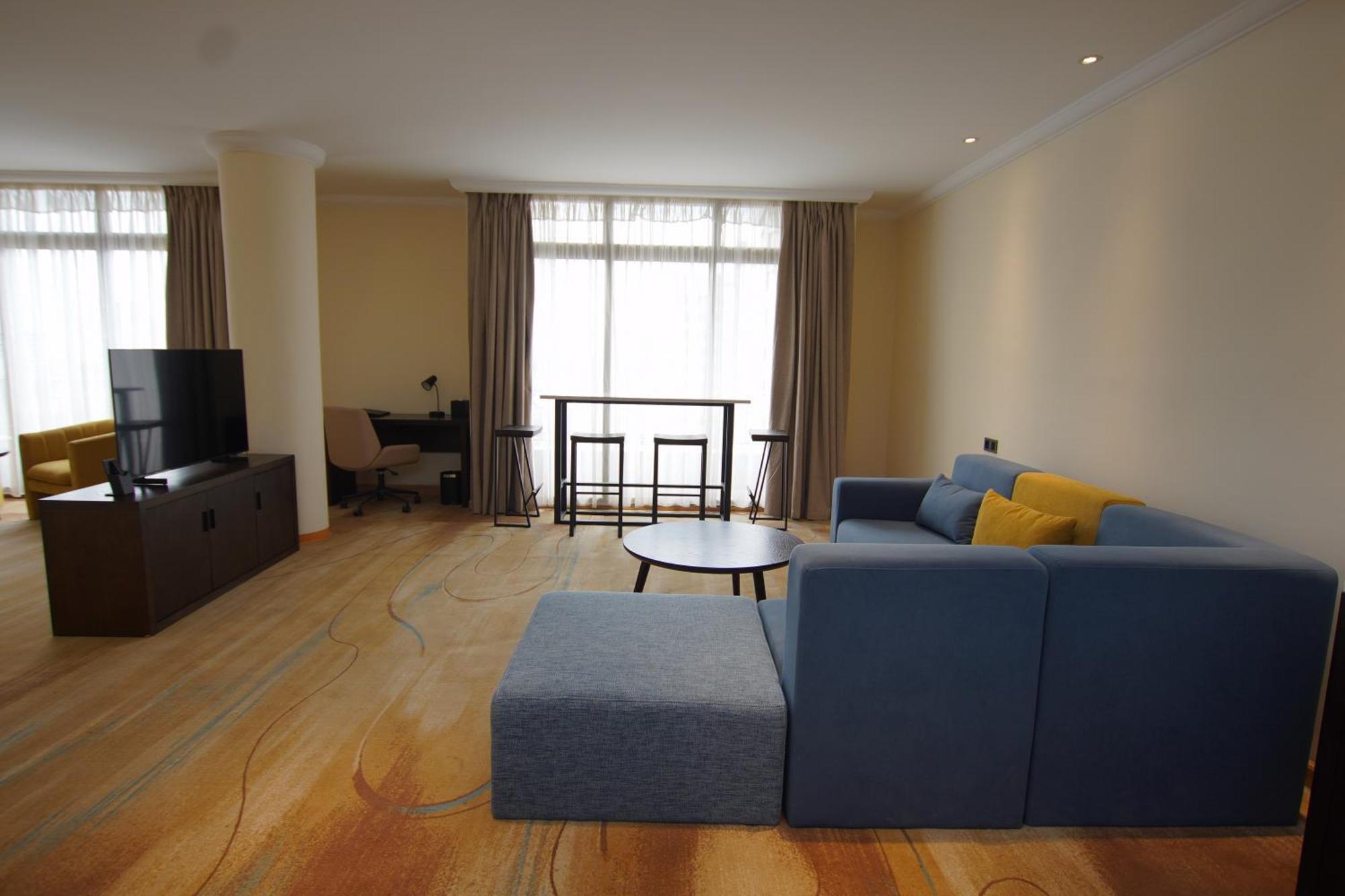 Best Western Premier Dynasty Addis Abeba Esterno foto
