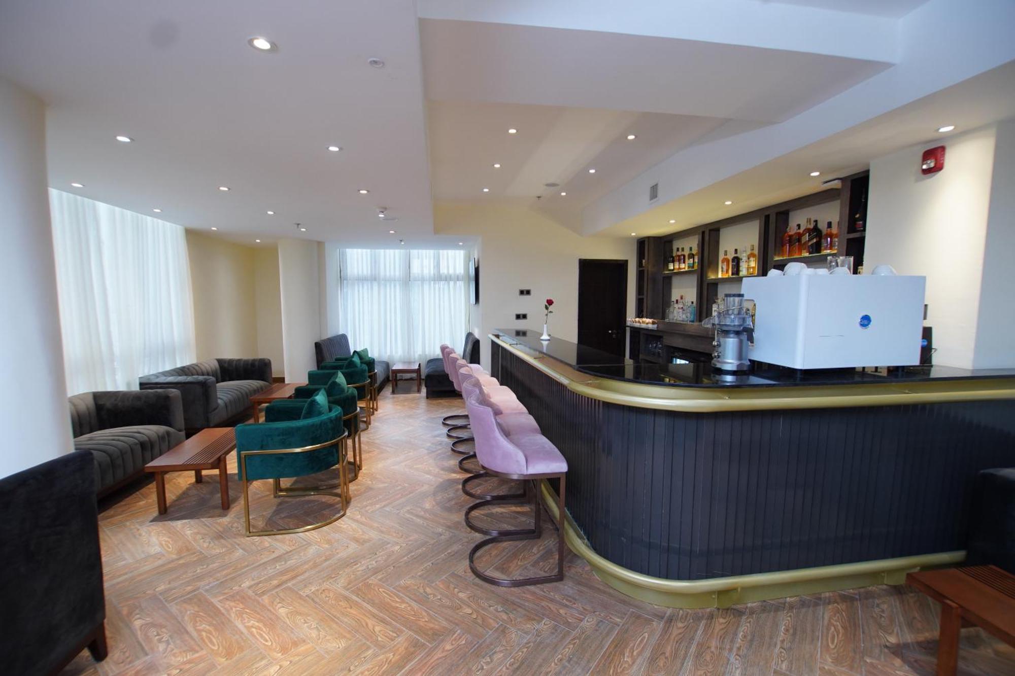 Best Western Premier Dynasty Addis Abeba Esterno foto