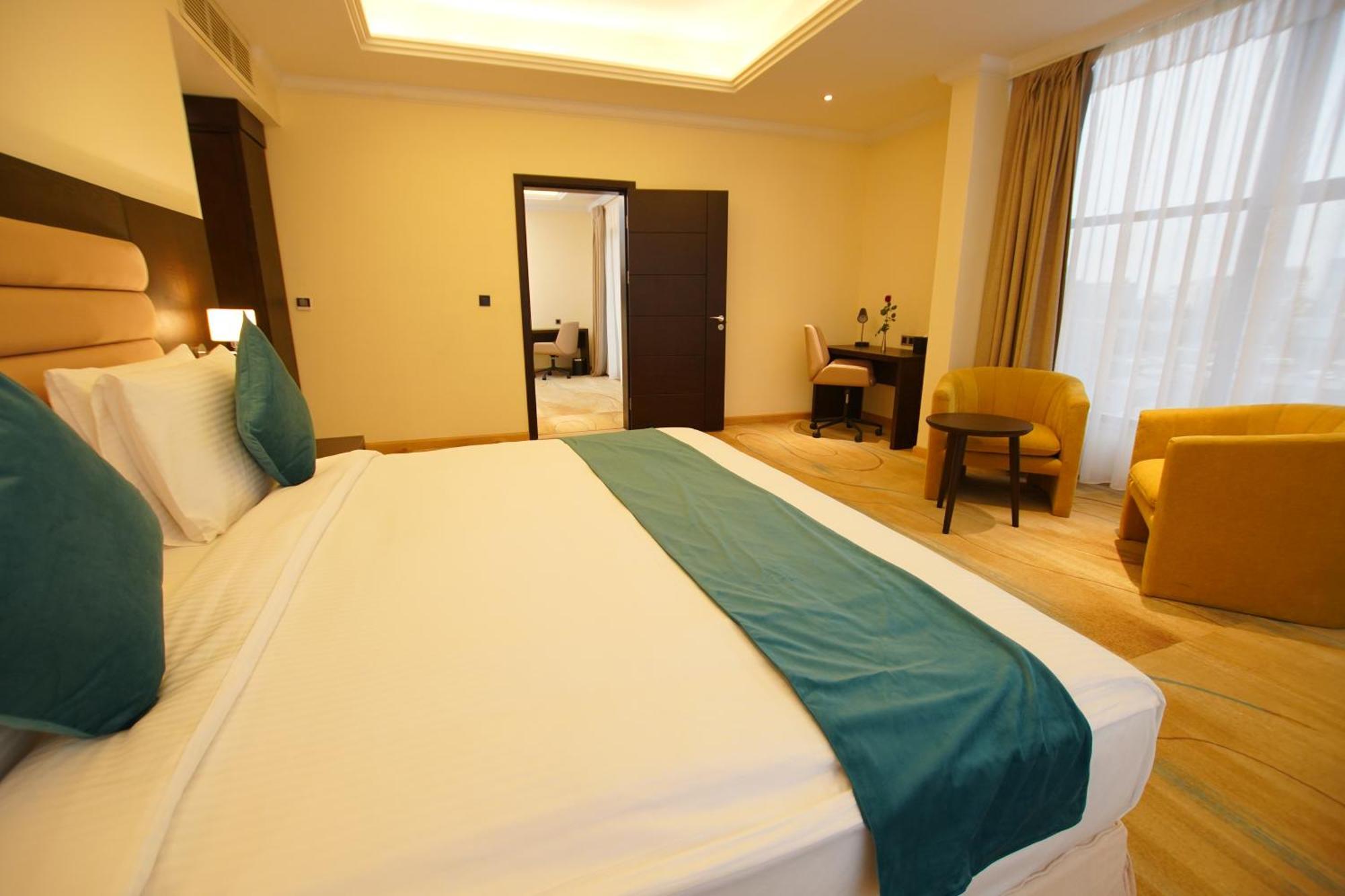 Best Western Premier Dynasty Addis Abeba Esterno foto
